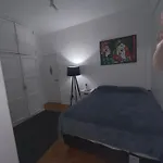 No Conforto De Casa Em Copa